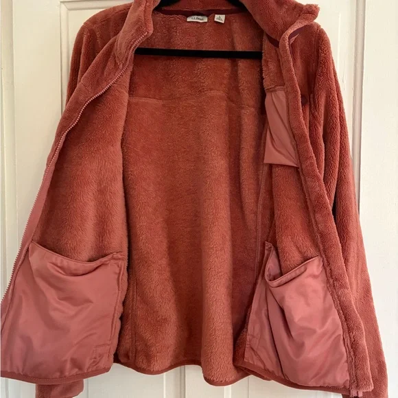 LL Bean Hi-Pile Fleece Jacket - Picture 3 of 6